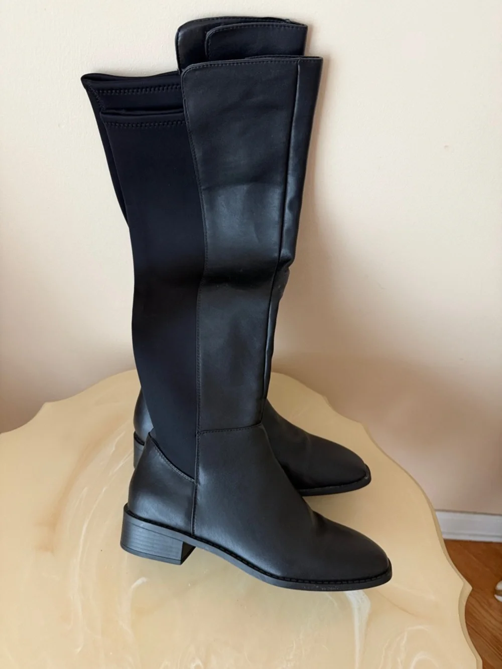 SO Women's Black Tall Boots Size 8 Medium Over-the-Knee Stretch Back